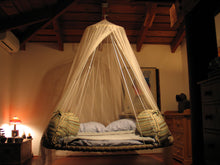 Load image into Gallery viewer, Mosquito Net Canopy, for Indoor or Outdoor Beds